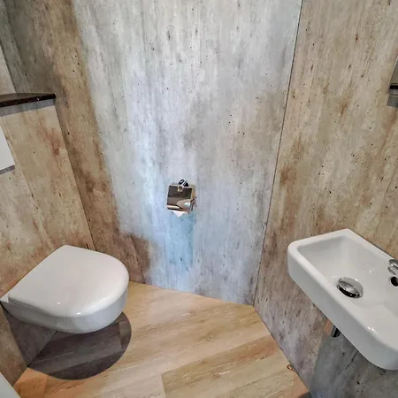 Beautiful In With Wifi *